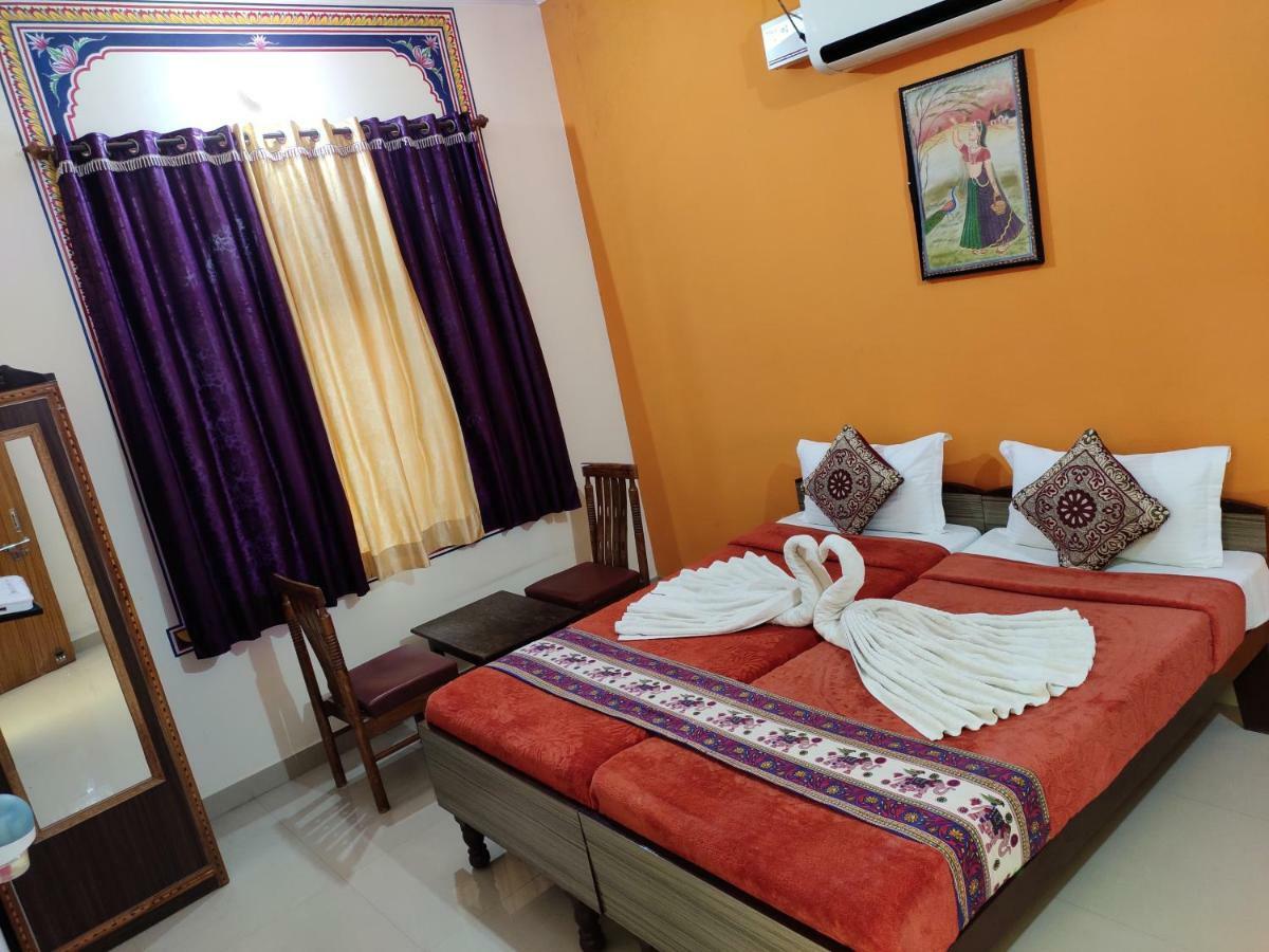 Hotel Tiger Haveli